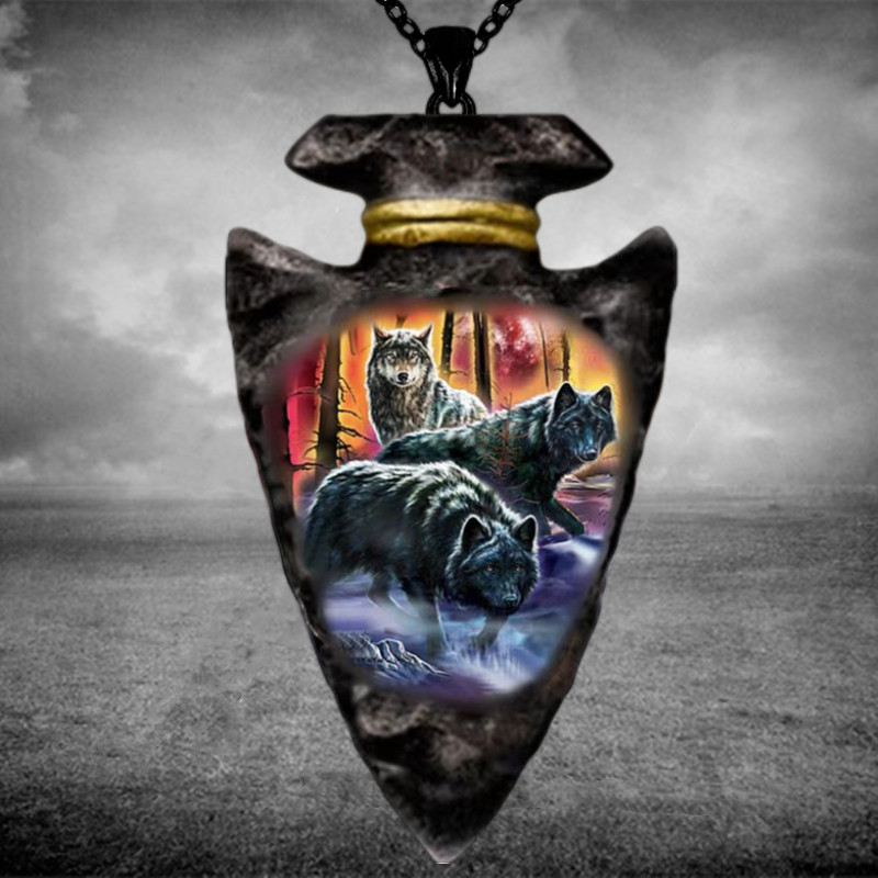 Triangle Deep Forest Wolf Pendant Necklace for Men